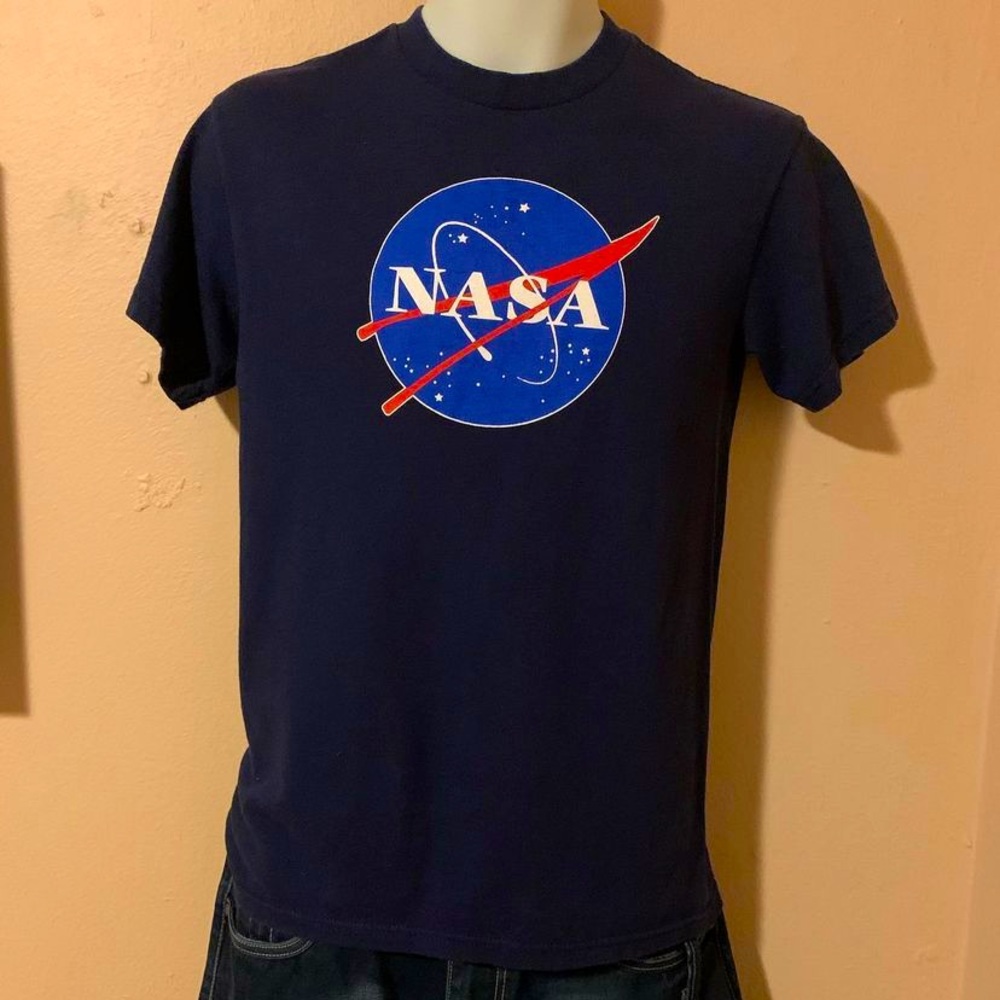 Navy blue NASA t-shirt